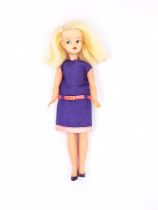Pedigree Sindy Casual Frock vintage side part hair doll, 1968