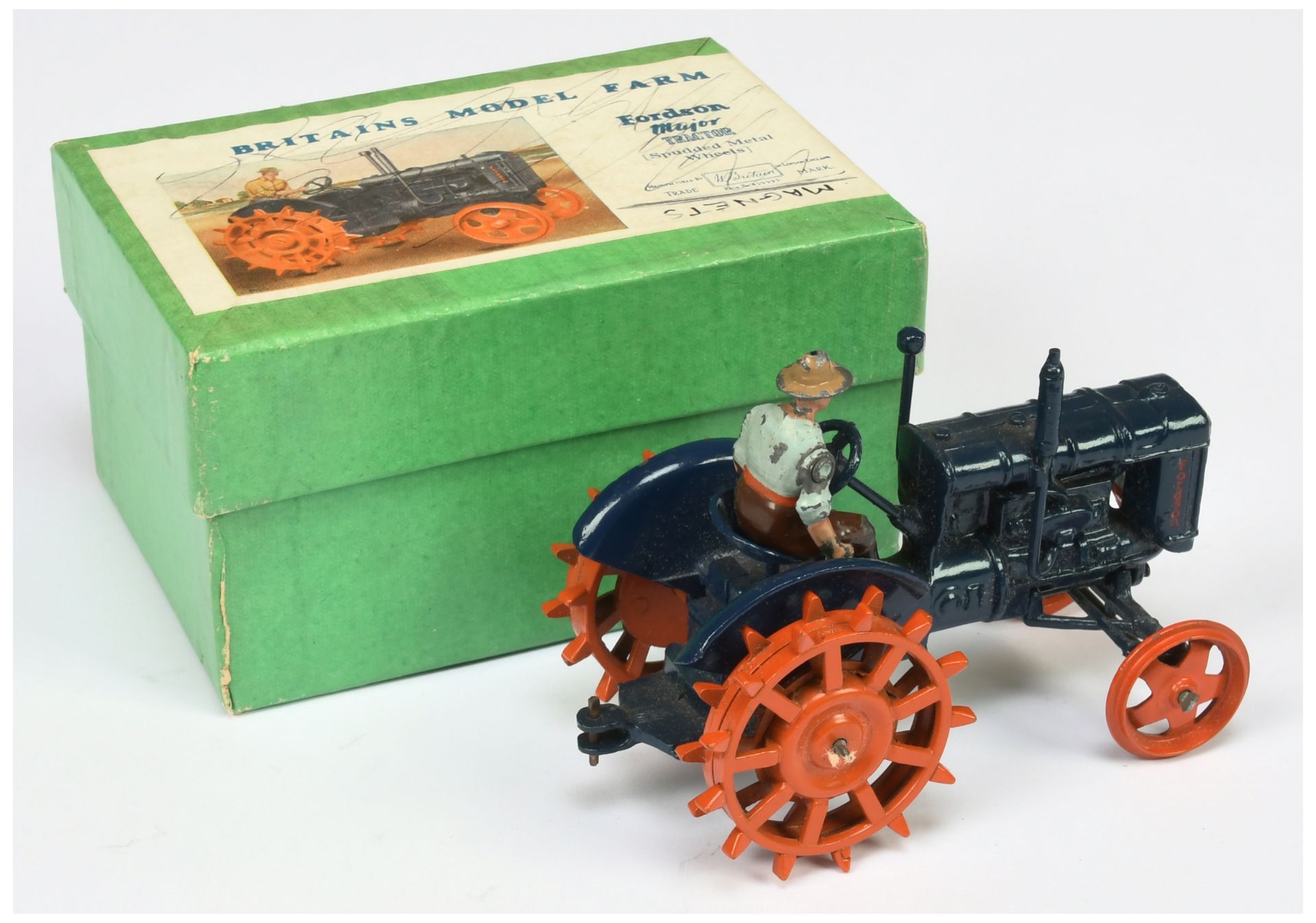 Britains 127F Fordson Major Tractor - dark blue, orange wheels  - Bild 2 aus 2