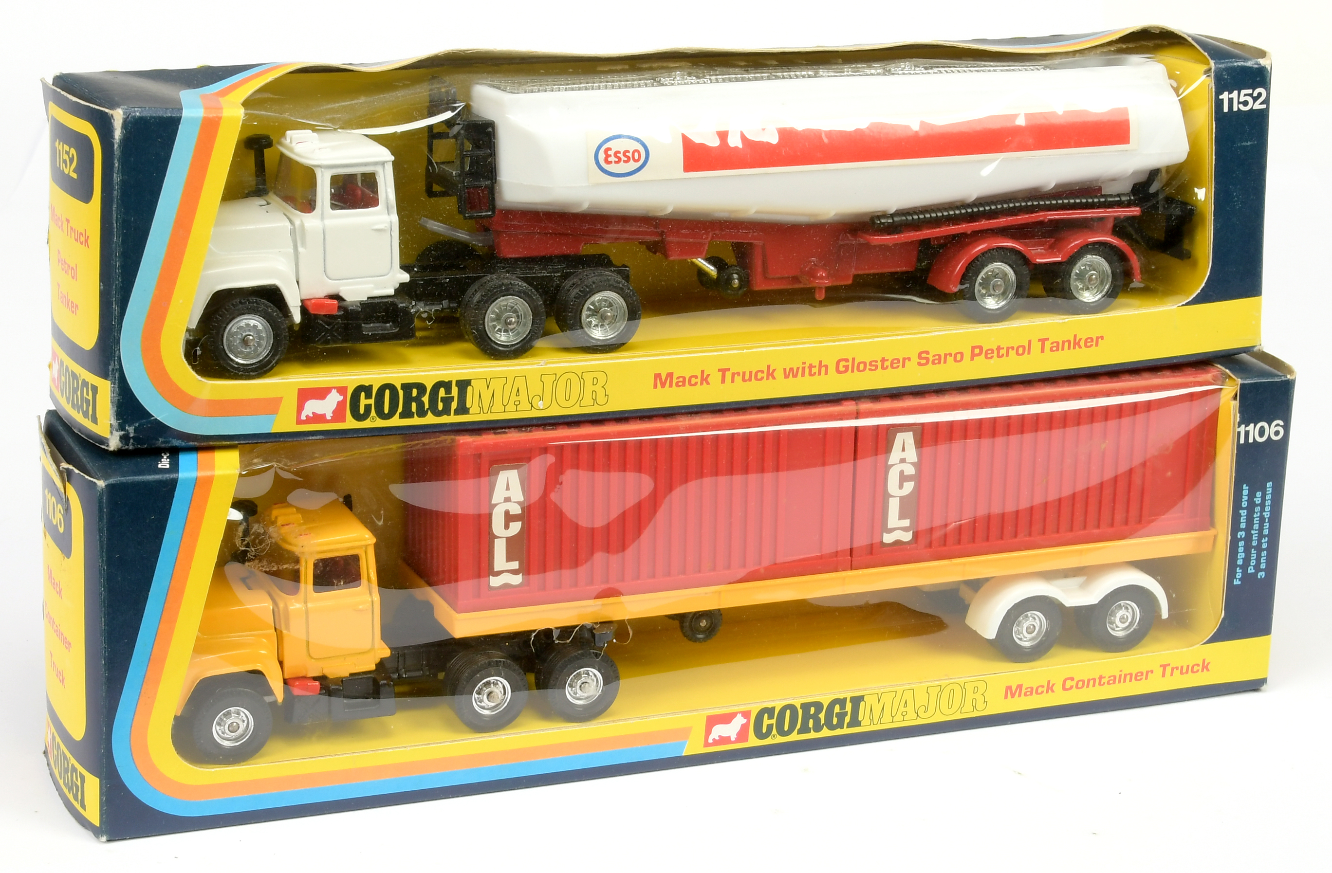 Corgi 1106 Mack "ESSO" Articulated Petrol tanker white, black