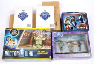 Character Options Doctor Who Figures and playset