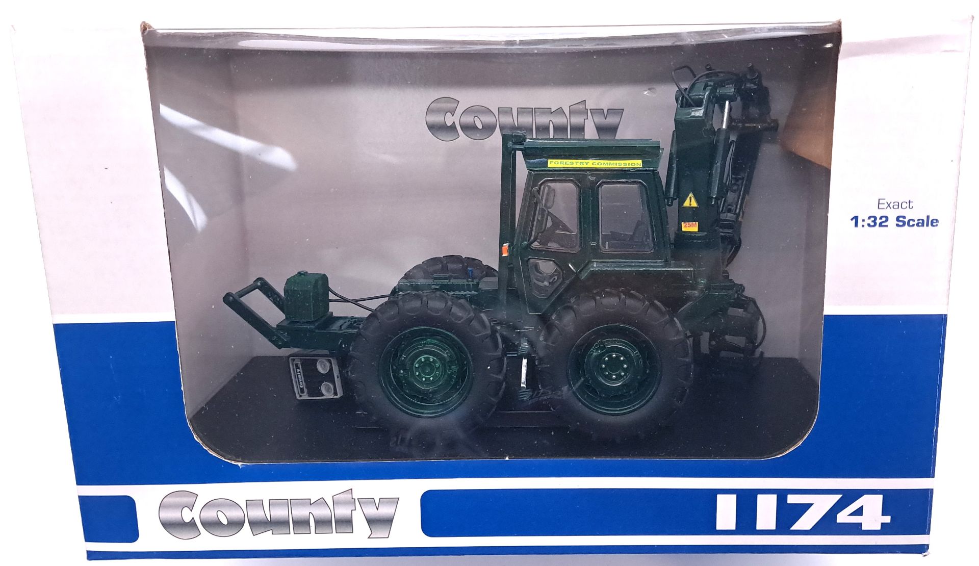 Universal Hobbies (County Series) boxed 1:32 scale Tractor group - Image 3 of 5