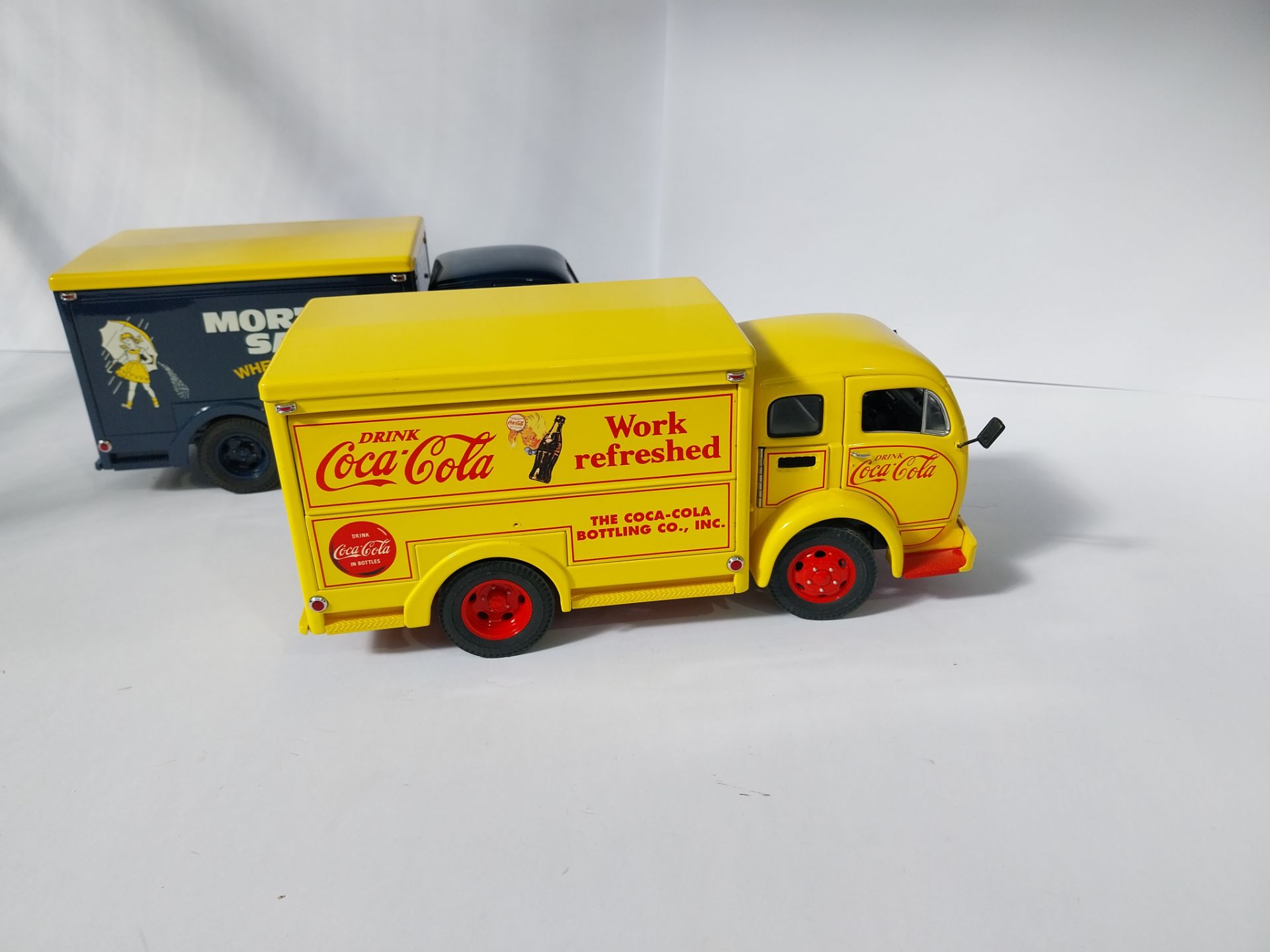 Danbury Mint, a boxed Delivery Truck group - Image 3 of 3