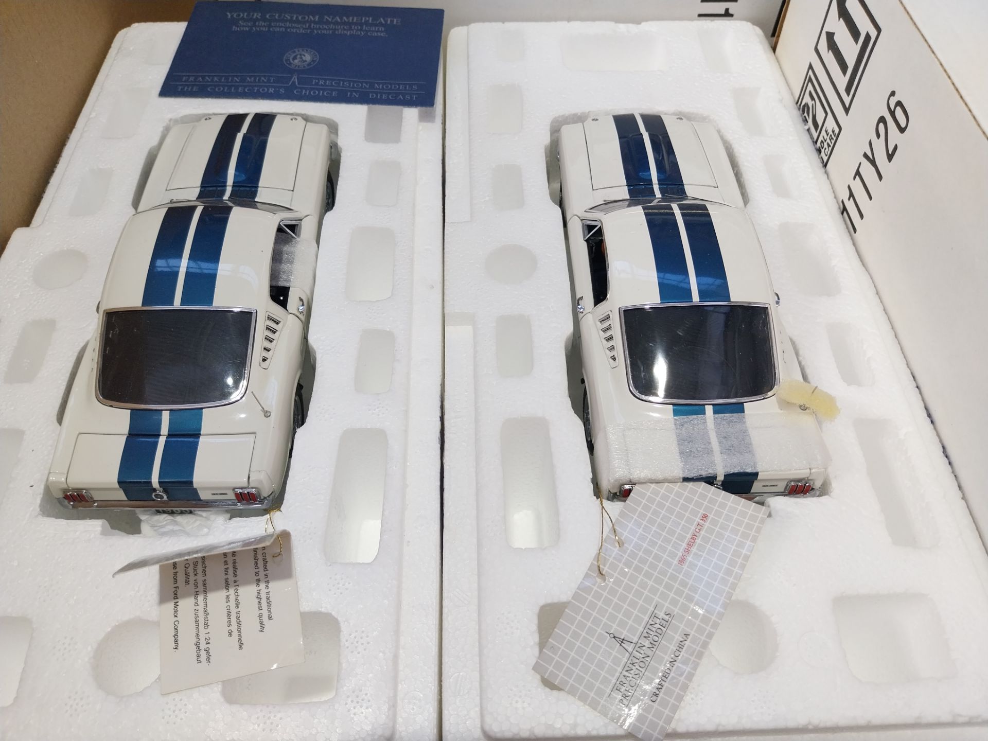 Franklin Mint, a boxed pair of 1:24 scale American 1965 Shelby GT350 models - Image 2 of 5