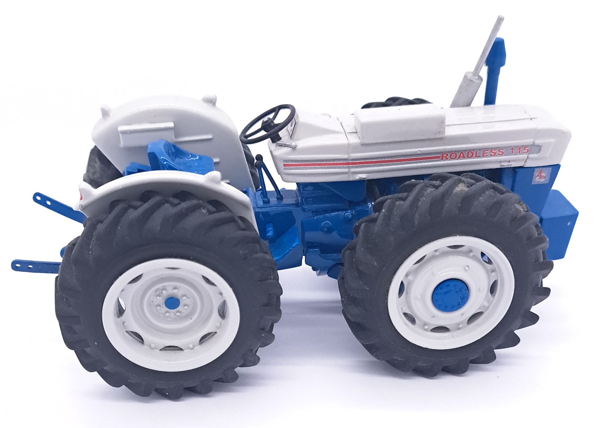 G&B Models. Resin/White Metal limited edition 1:32 scale Tractor - Image 3 of 5
