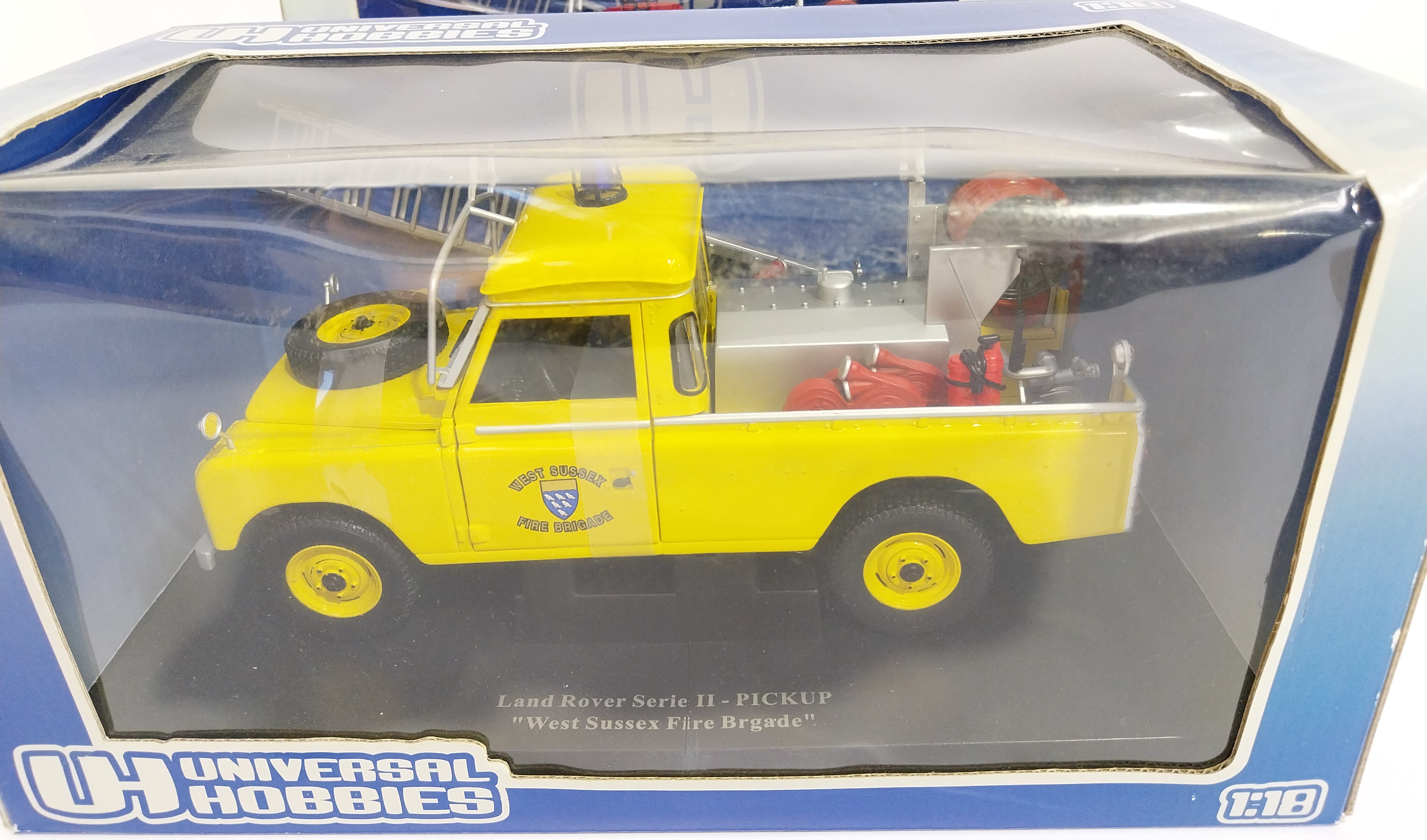 UH Universal Hobbies, a boxed pair of Landrover models - Image 2 of 3