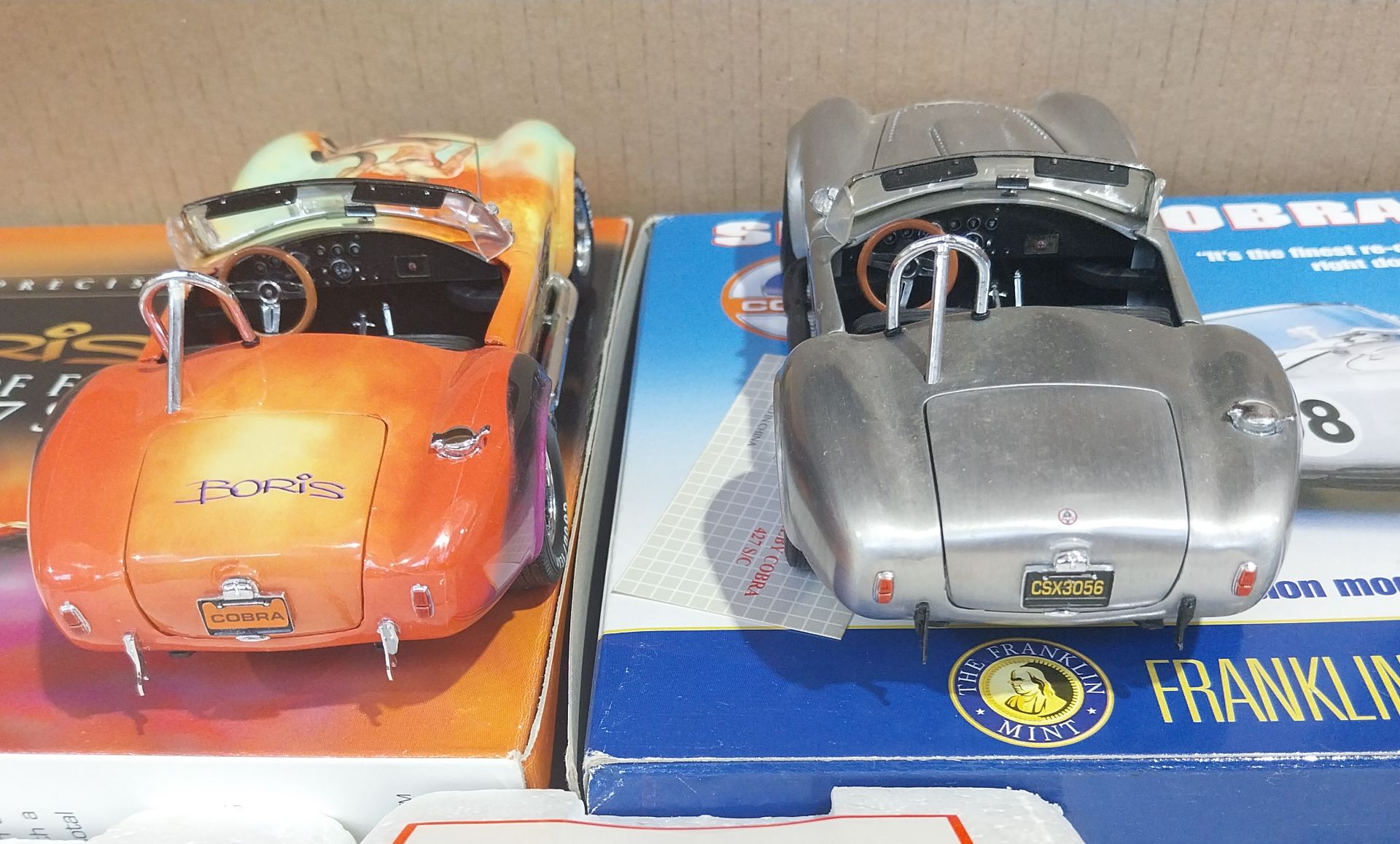 Franklin Mint. A boxed pair of 1:24 scale Shelby Cobra models - Image 2 of 5