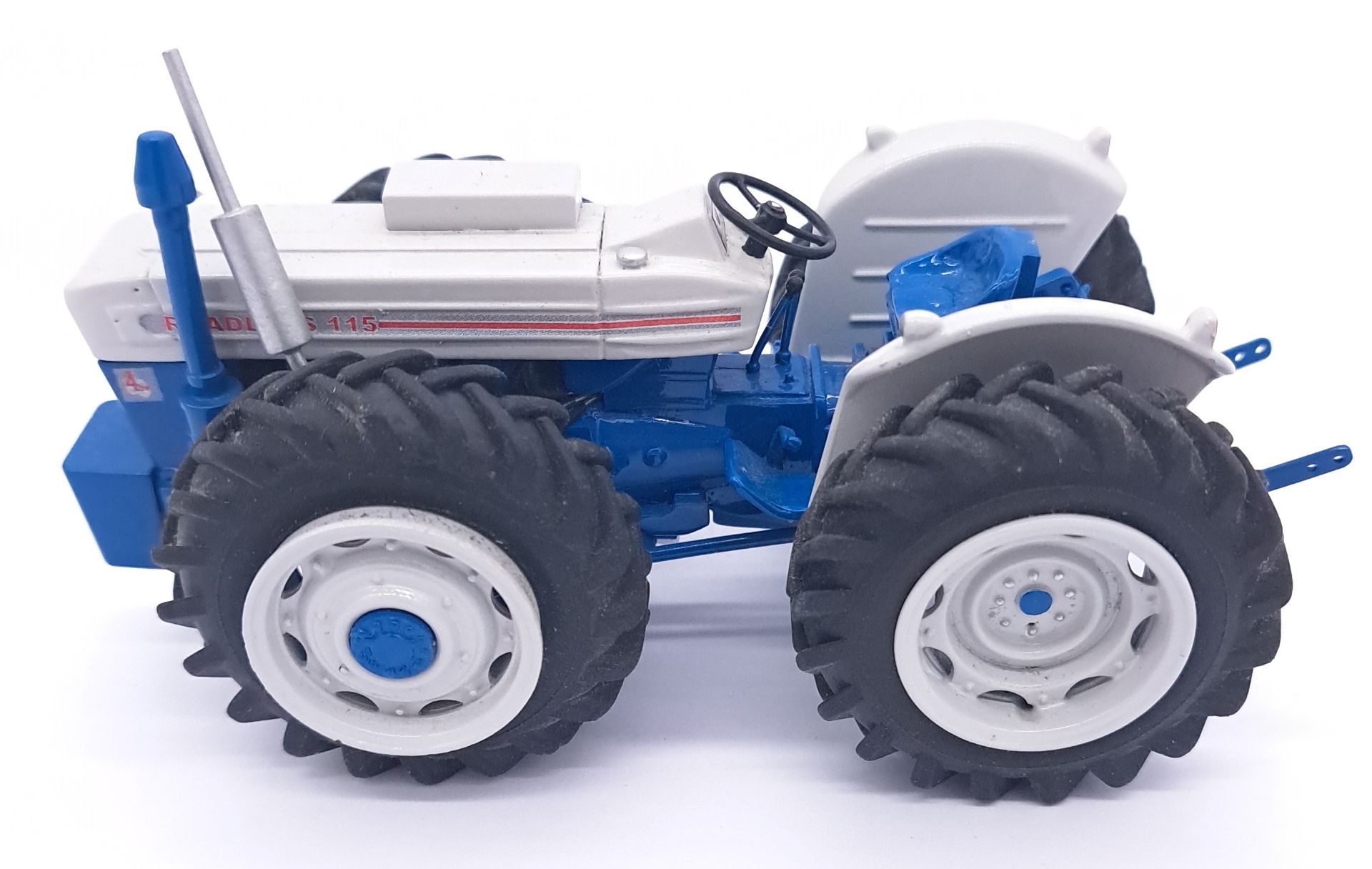 G&B Models. Resin/White Metal limited edition 1:32 scale Tractor - Image 5 of 5