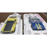 Franklin Mint, a boxed pair of 1:24 scale Mustang models