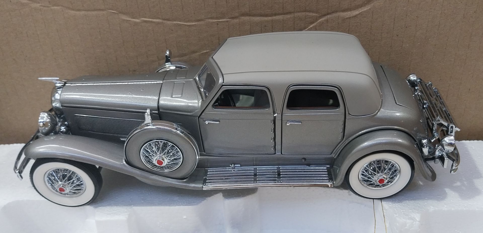 Franklin Mint boxed1:24 B11PW73 1933 Duesenberg SJ "Twenty Grand" - Image 2 of 5