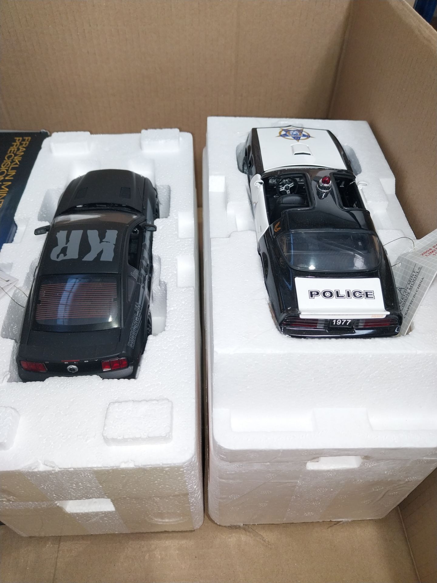 Franklin Mint, a boxed pair of 1:24 scale American Police Vehicles - Image 5 of 5