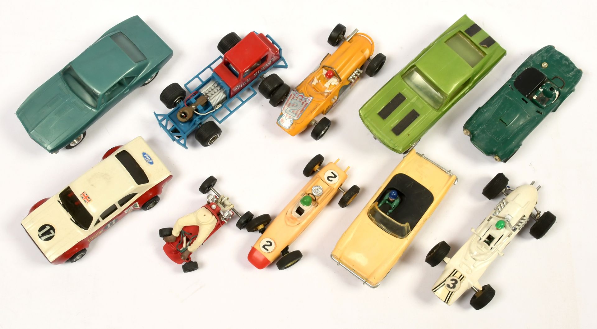 A group of slot cars to include Sunbeam tiger C83