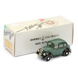 Pathfinder Models PFM25 Morris Eight Series Type E 1948 - green, black, brown interior -  (couple...