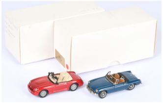 RAE Models MG Collection pair (1) KE010C 1973 MGB Roadster - dark blue (screen loose) (2) KE016A ...