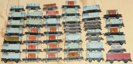 Hornby Dublo an unboxed group of 2 & 3 Rail wagons to include
