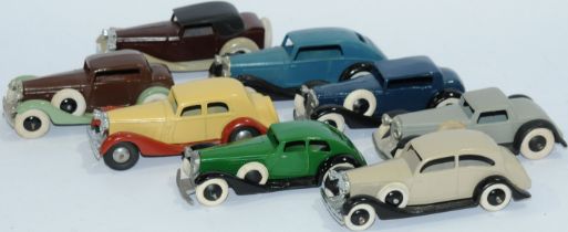 DG models or Simliar an unboxed group of classic cars