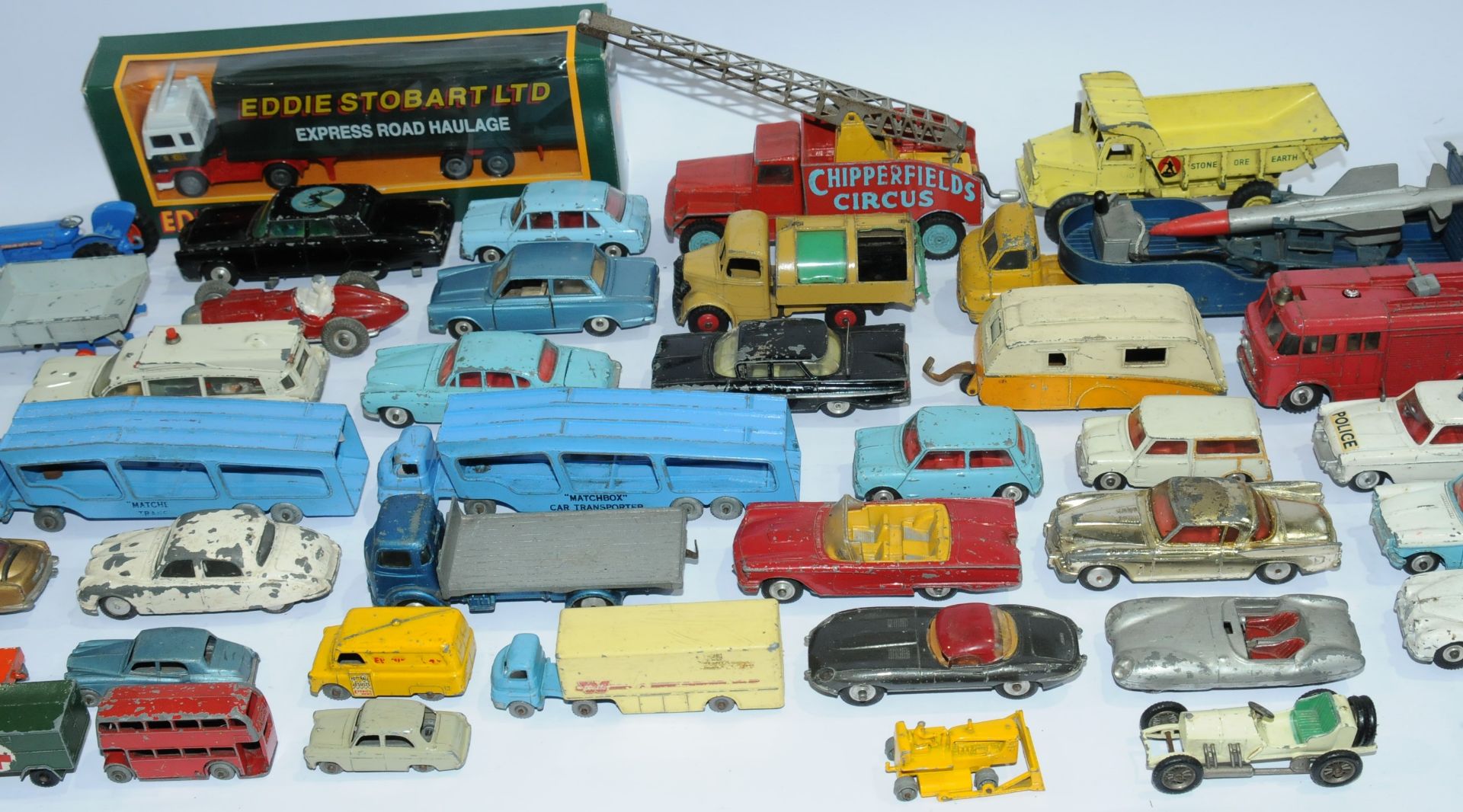 Dinky, Corgi, Matchbox & Similar a mainly unboxed group to include  - Image 3 of 4