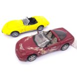 Franklin Mint, a boxed pair of 1:24 scale Corvette models comprising of B11WN72