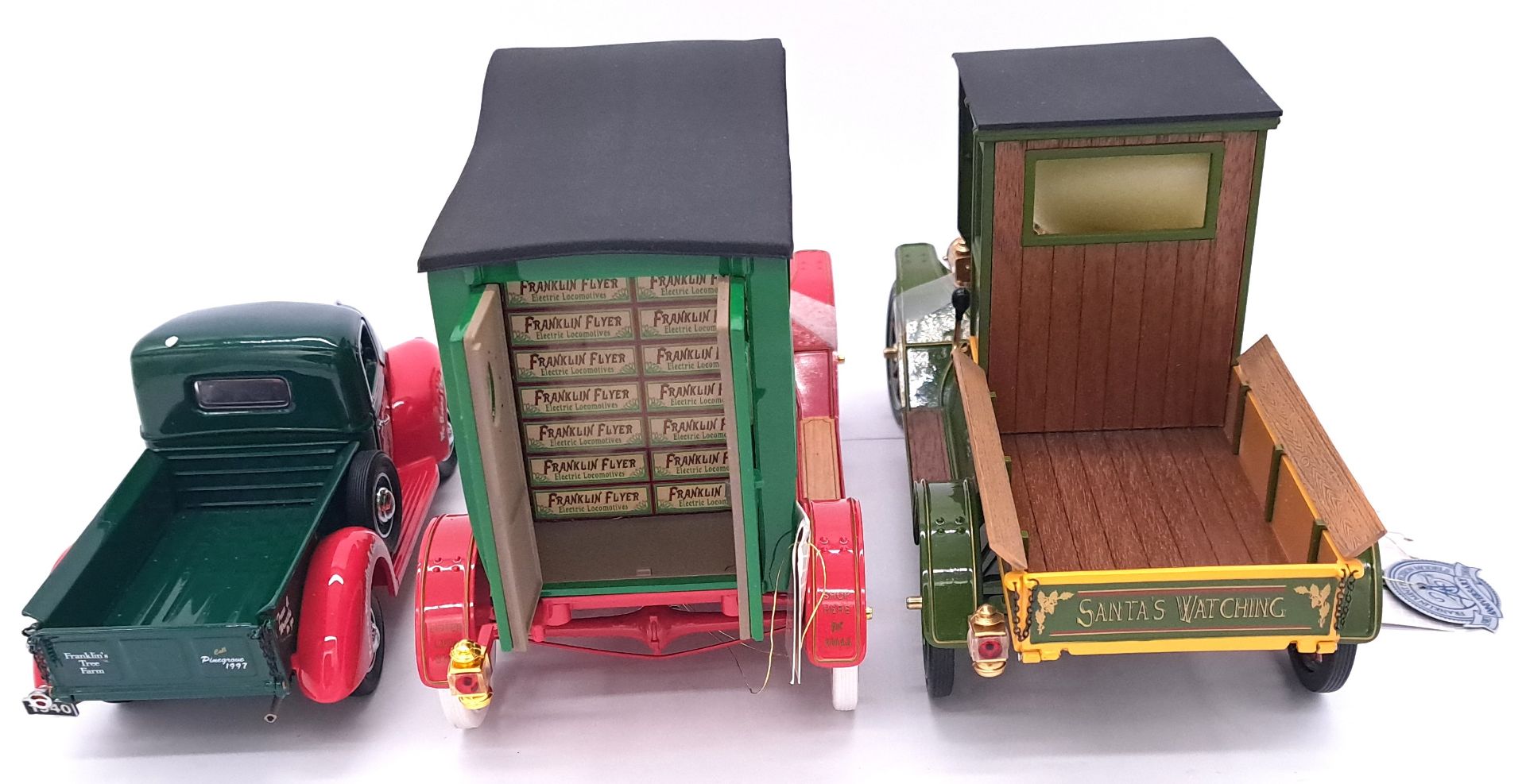 Franklin Mint, a boxed group of 1:24 & 1:16 scale Christmas models - Image 3 of 5