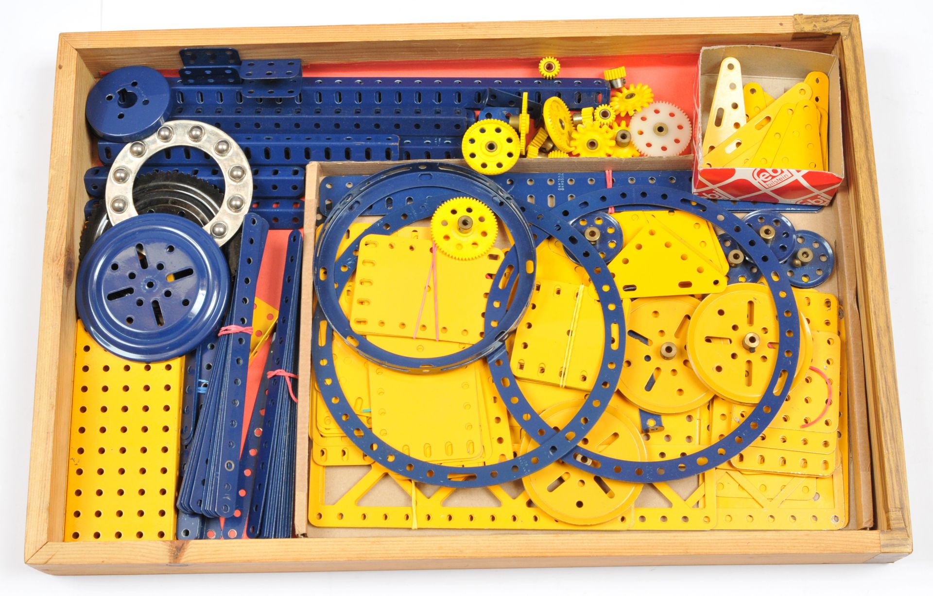 Meccano 1980's Dark Blue & Mustard Yellow components. 