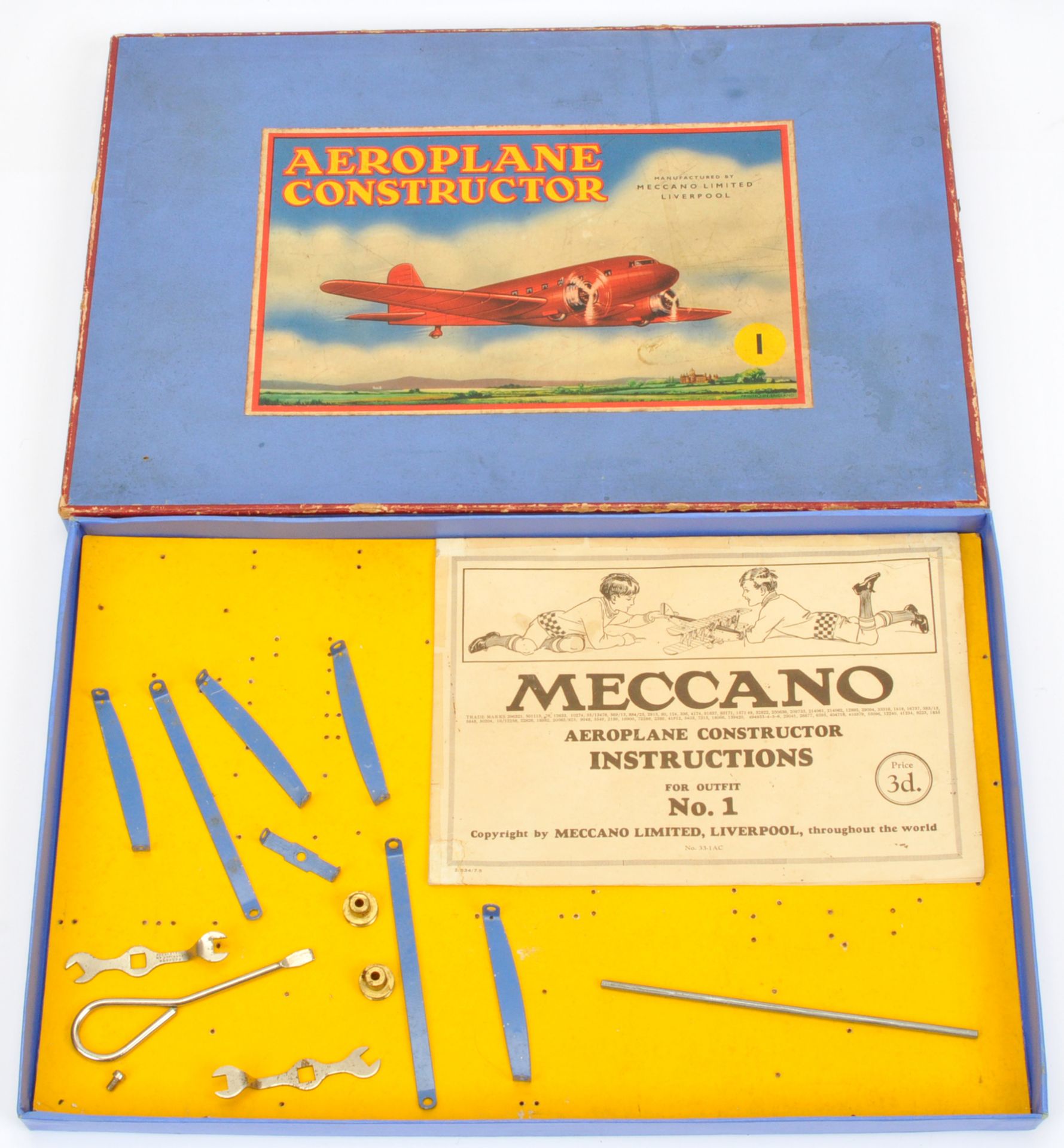 Meccano Aeroplane Constructor Outfit No.1 Circa 1938. - Bild 3 aus 3