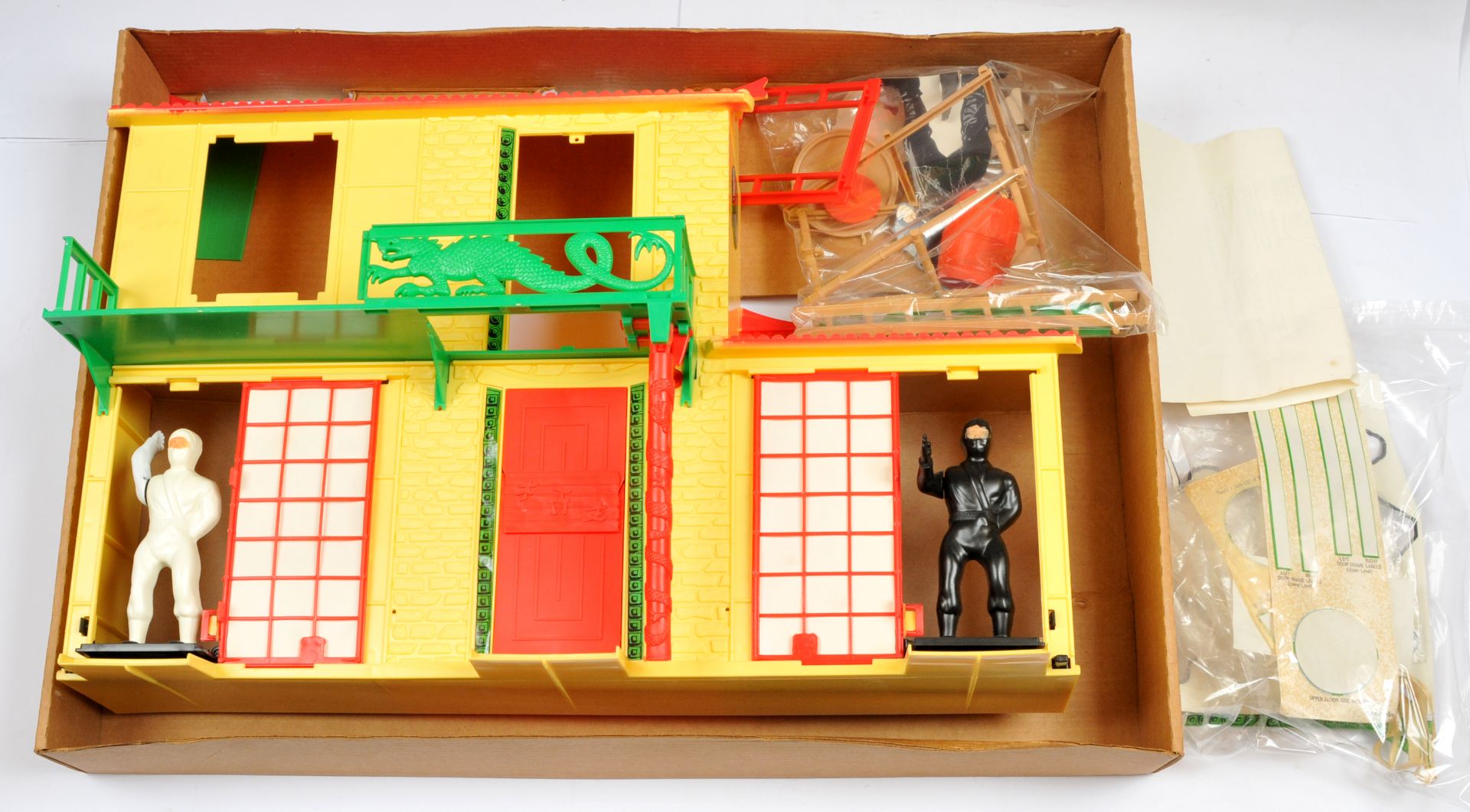 Remco The Karate Kid Attack Alley & Training Centre Play-set - Image 2 of 2
