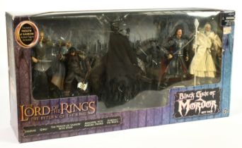 Toy Biz The Lord of the Rings Return of the King Black Gate of Mordor figure gift pack