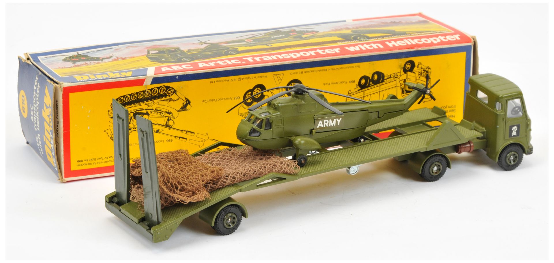 Dinky 618 Military set to include - AEC Articulated truck and trailer, green including plastic hubs - Image 2 of 2