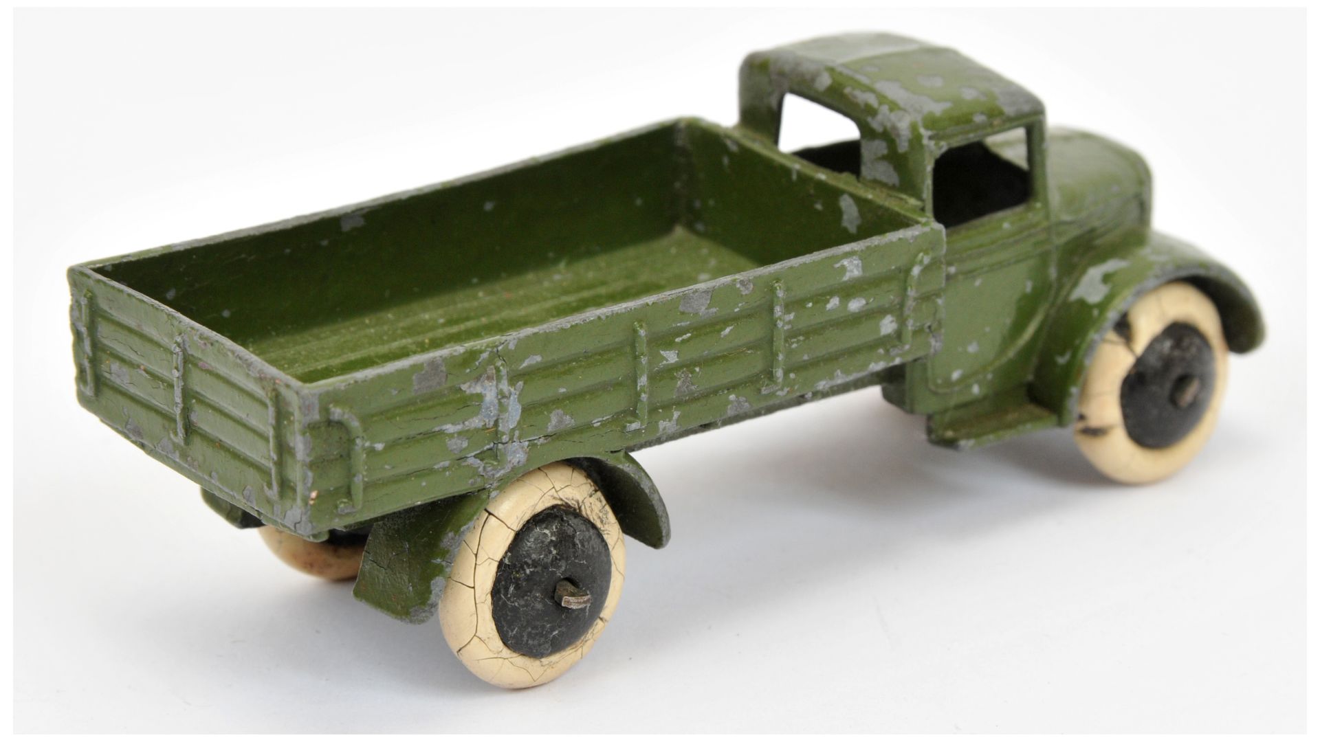 Dinky Pre-War 22C Motor truck - Finished in Military green, black smooth hubs - Image 2 of 2