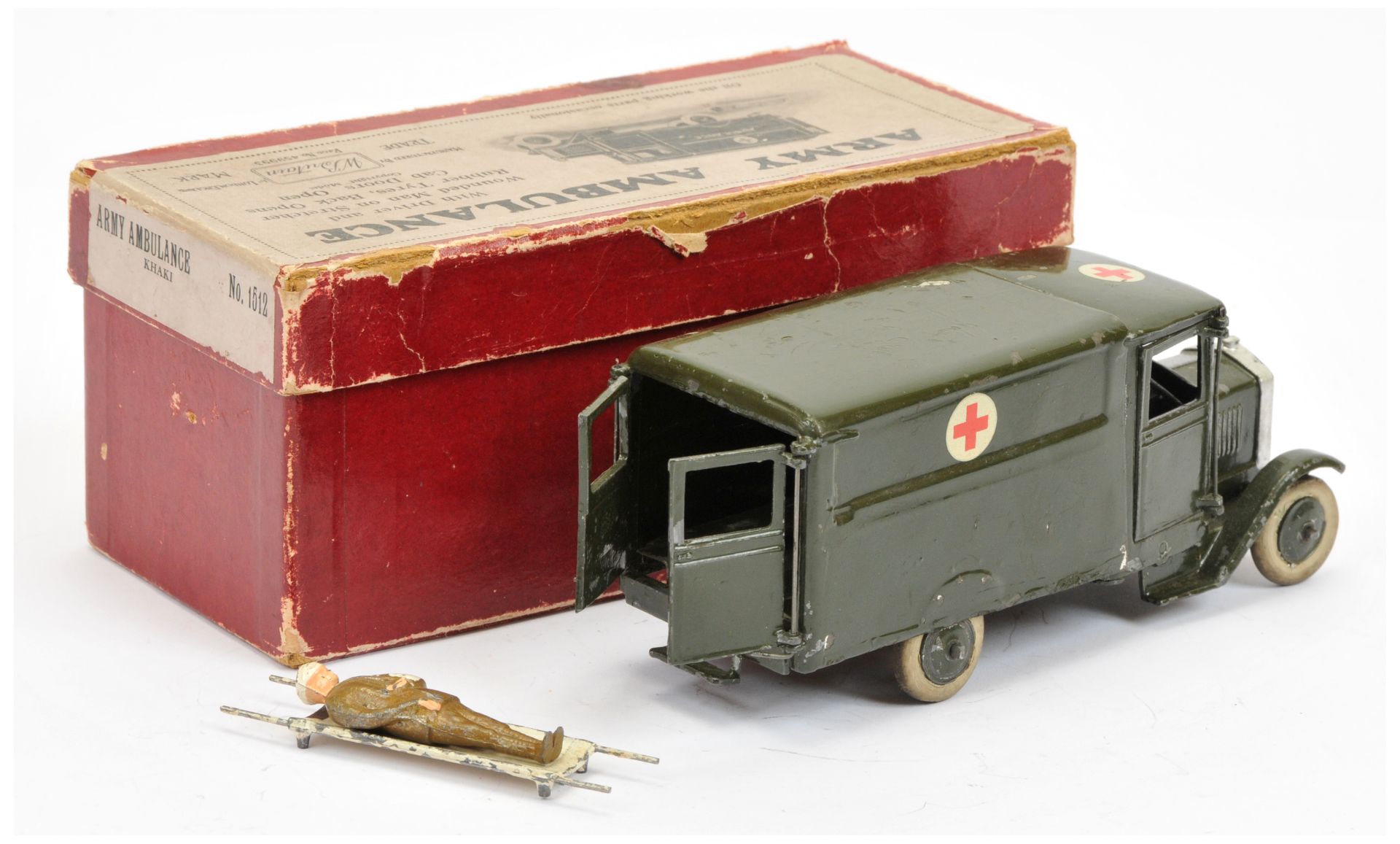 Britains 1512 Army "Ambulance" - green including hubs with white tyres, silver  - Image 2 of 2