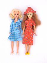 Pedigree Sindy pair of vintage dolls