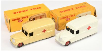 Dinky 2 x 253 Daimler Ambulance