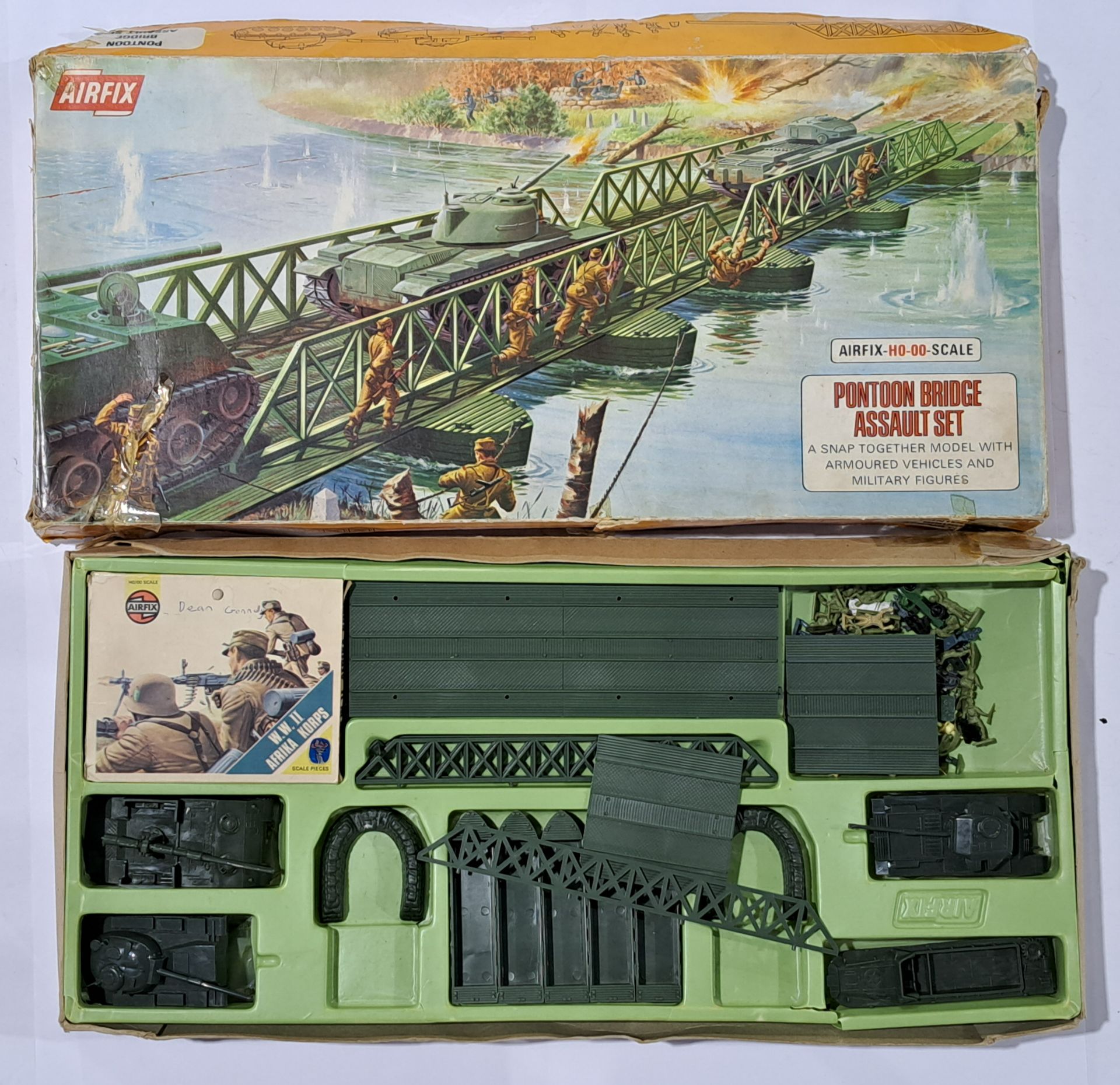 Airfix A Boxed Military group to comprise of Airfix 1/32 Scale "Combat Pack battle action with fi... - Bild 4 aus 4