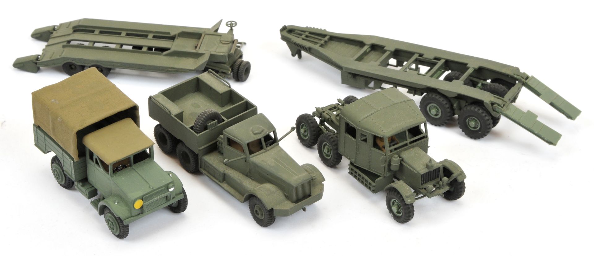 White Metal and Plastic mixed group of Army/Military Vehicles to include Ambulances, Tanks and ot... - Image 2 of 5