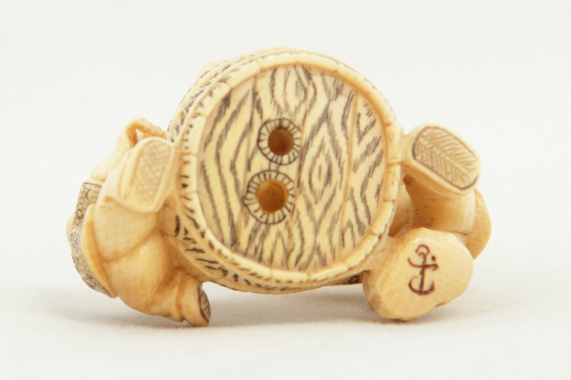 Netsuke oder kleines Okimono Badeszene mehrfigurig - Bild 6 aus 8