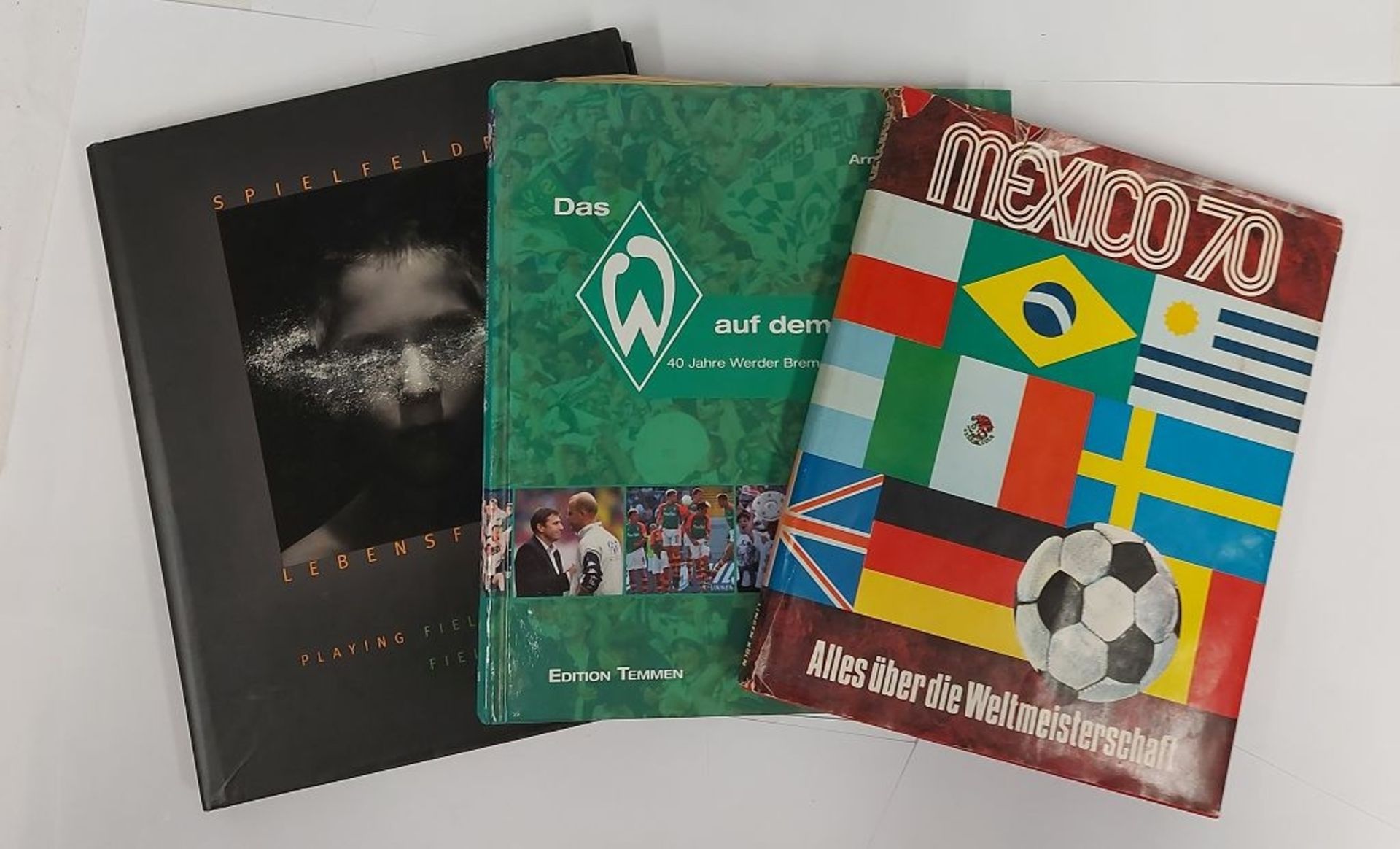 3 Bücher zum Thema Fußball