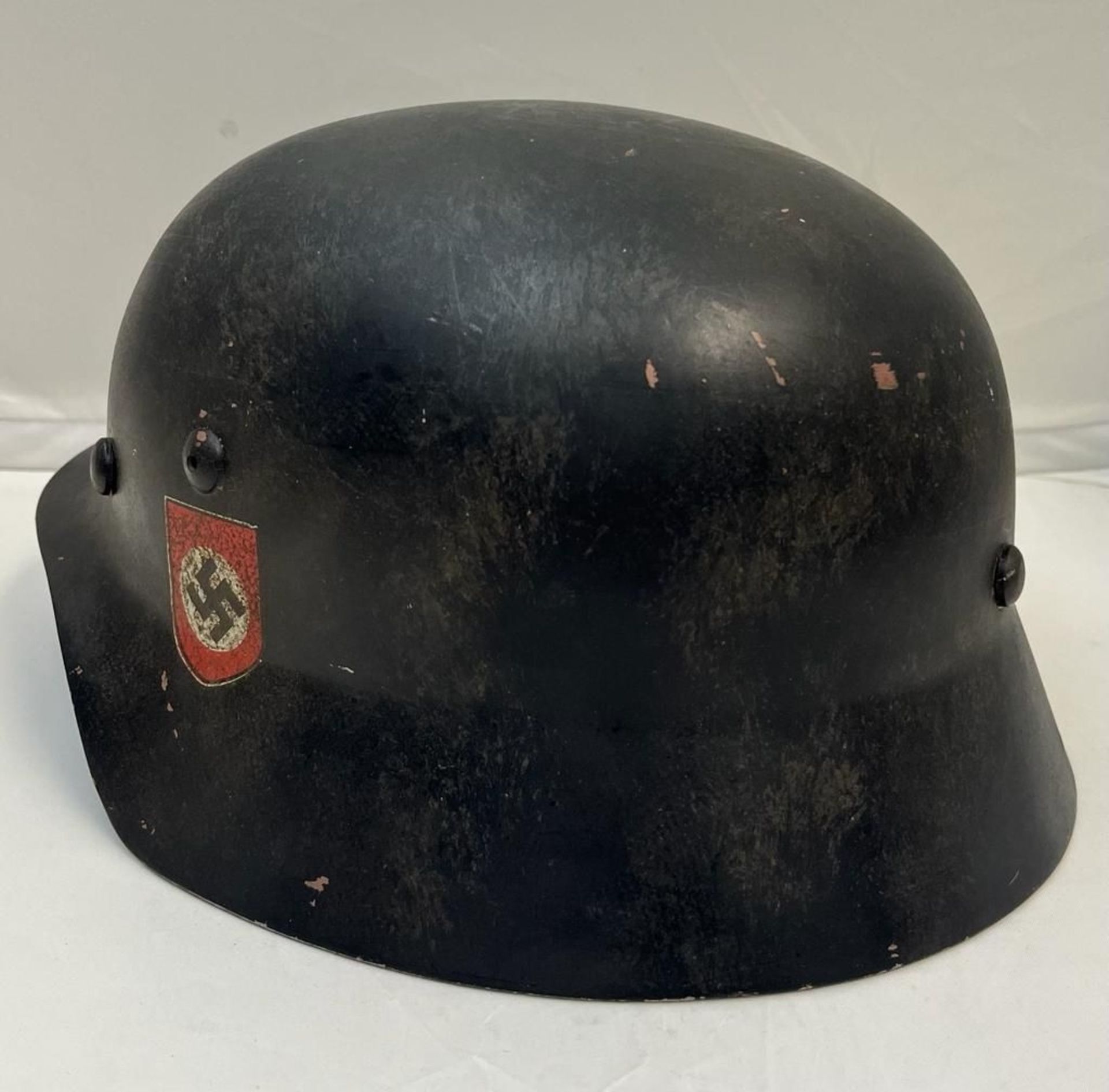 SS WK II Stahlhelm - Bild 8 aus 9