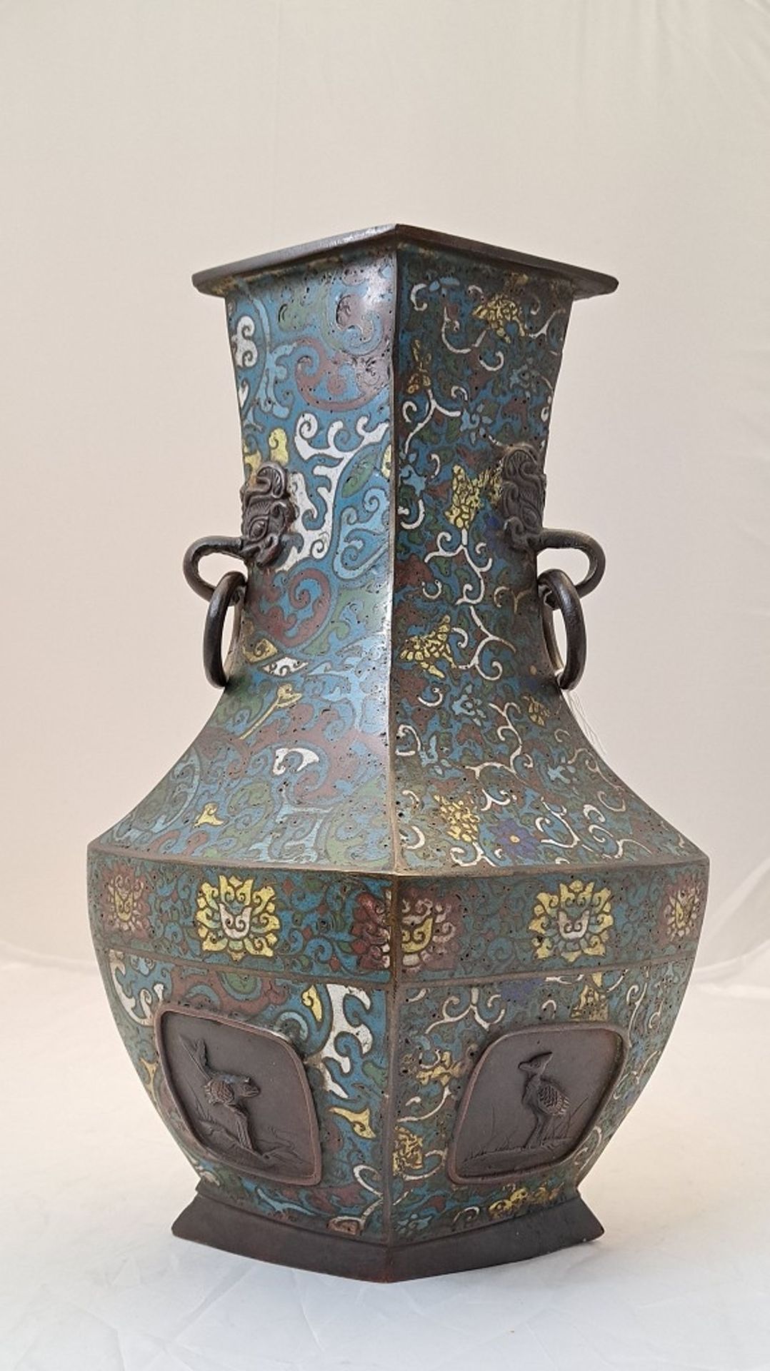 Antike jap. Emaille Bronze Vase - Bild 3 aus 4