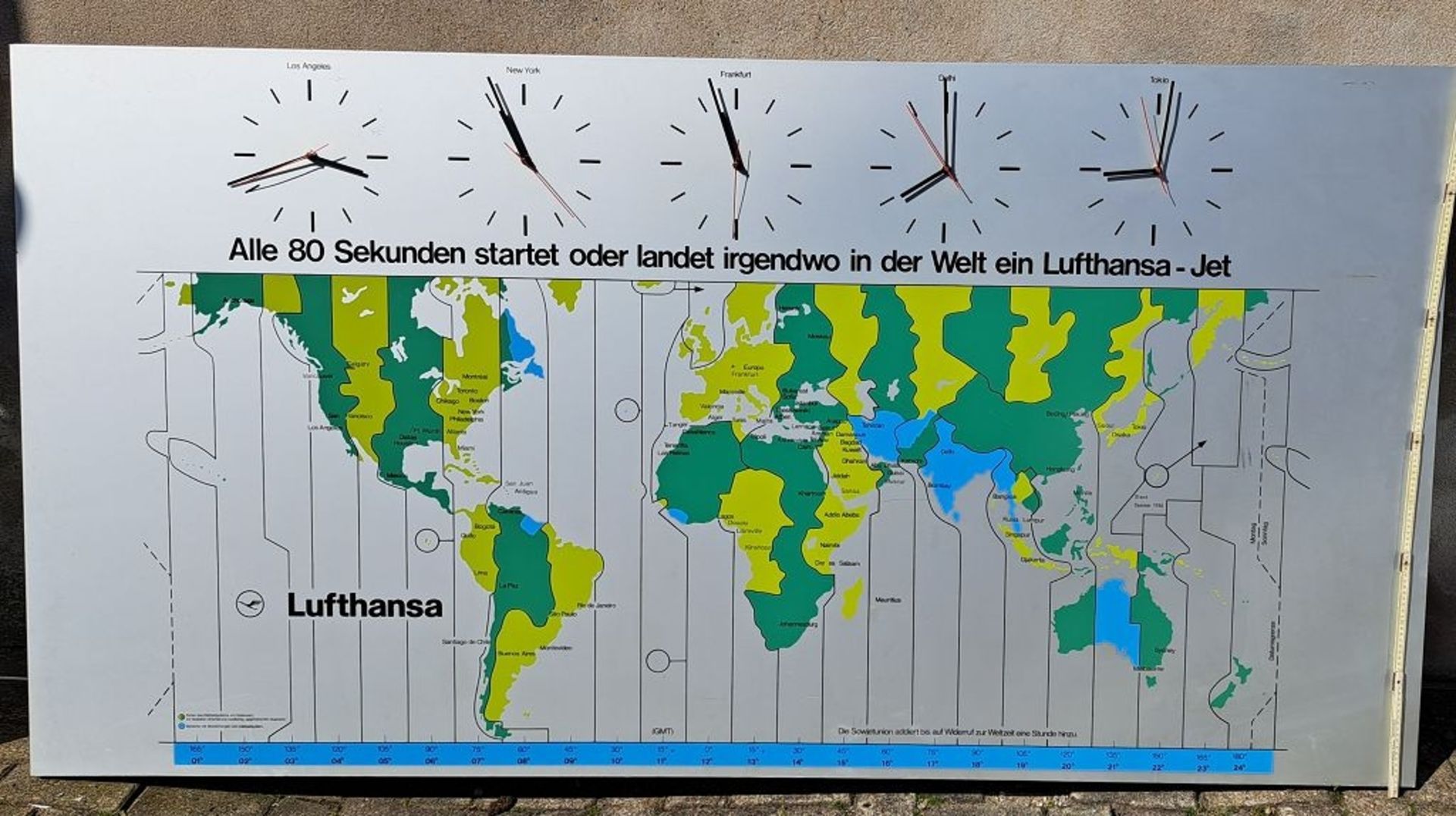 XL Lufthansa Weltuhr Weltzeit Wanduhr