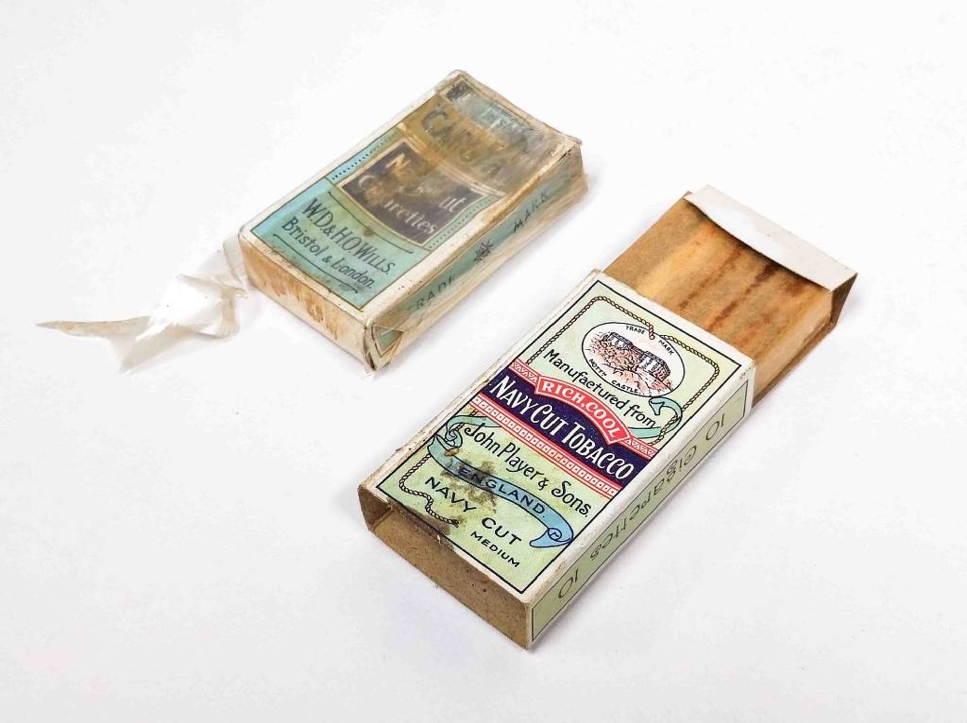 WKII 2 antike Zigarettenschachteln