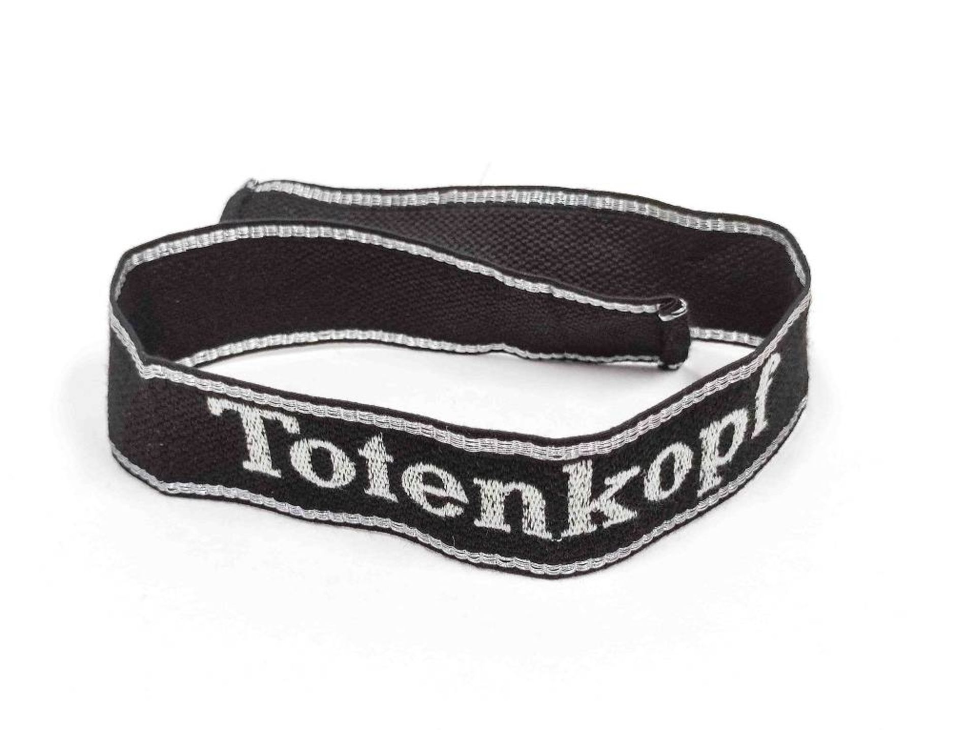 WKII Stoffarmband Totenkopf