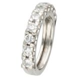 18K. White gold demi-alliance ring set with approx. 1.00 ct. diamond.