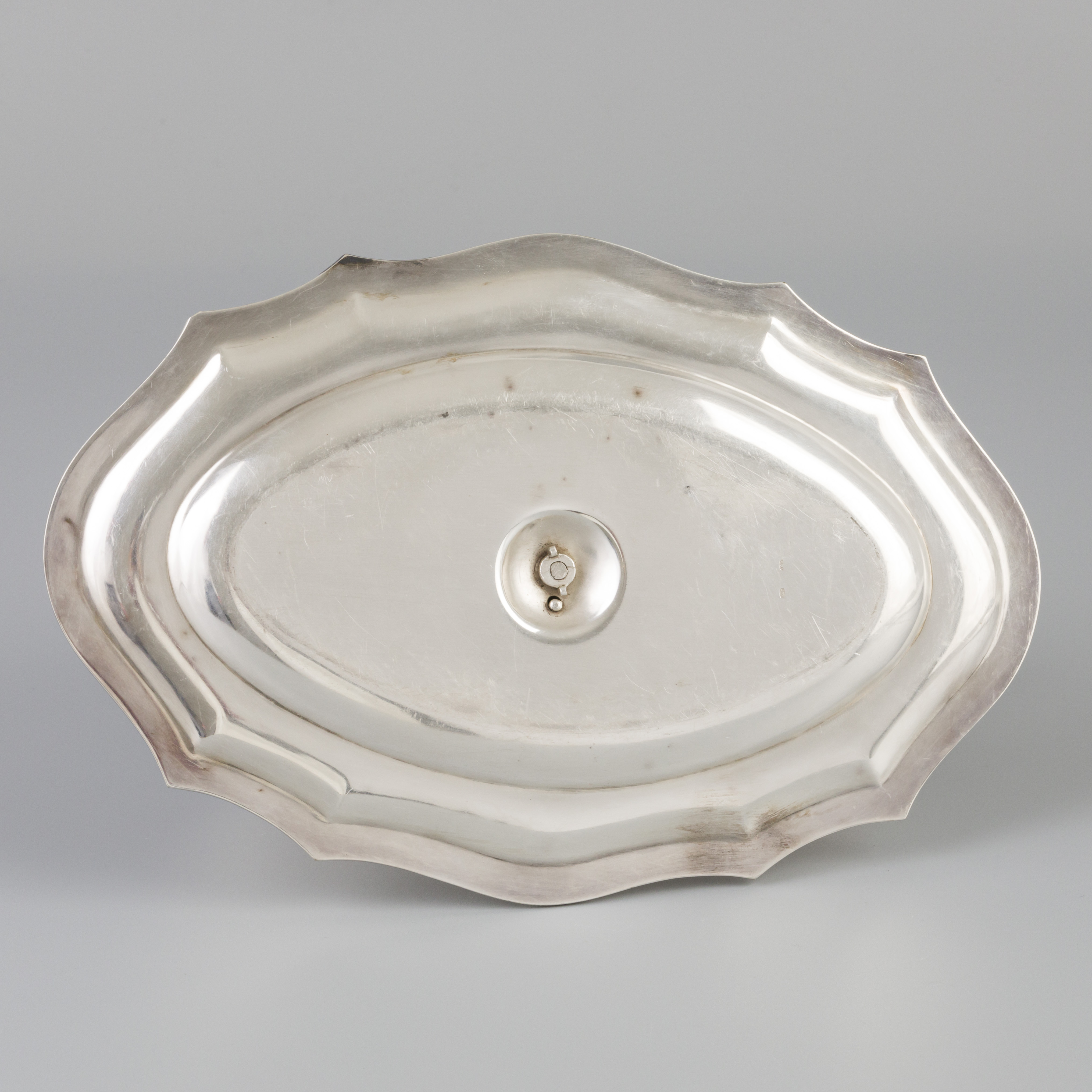 Sauce boat with silver saucer. - Image 4 of 5