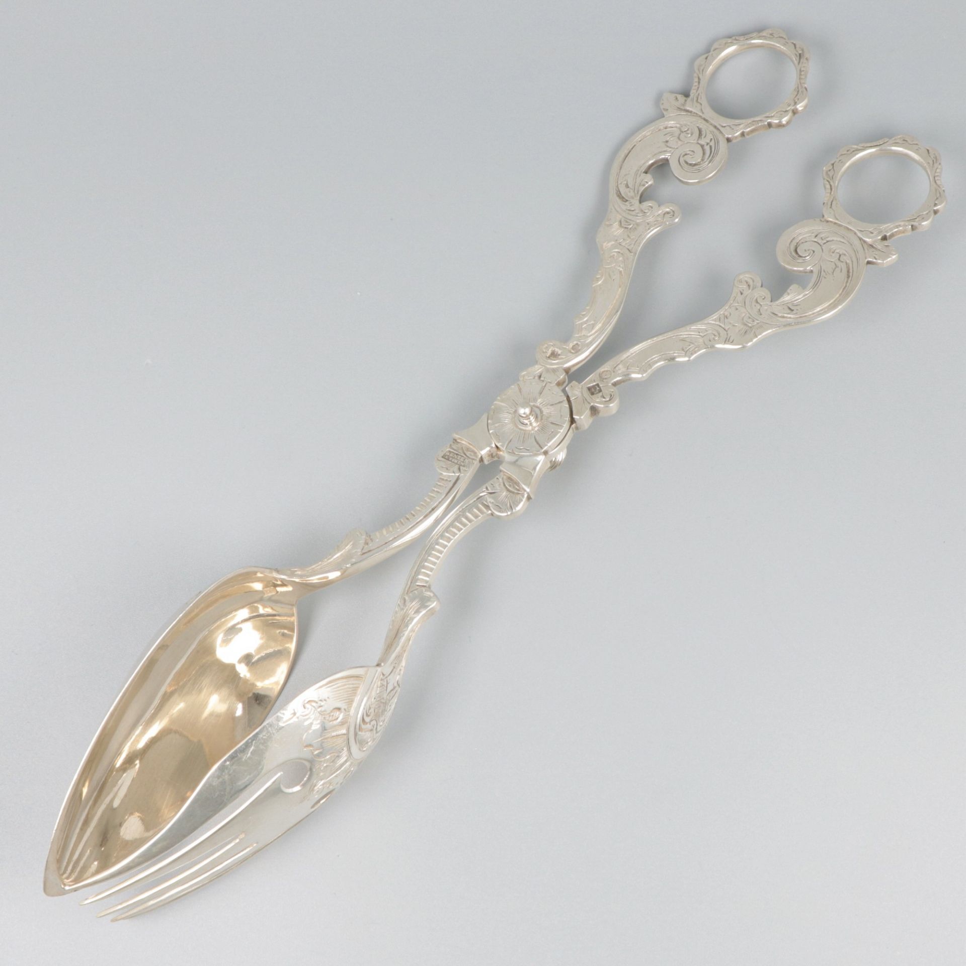 Salad tongs (1854) silver.