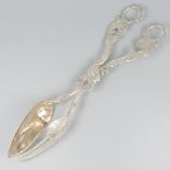 Salad tongs (1854) silver.