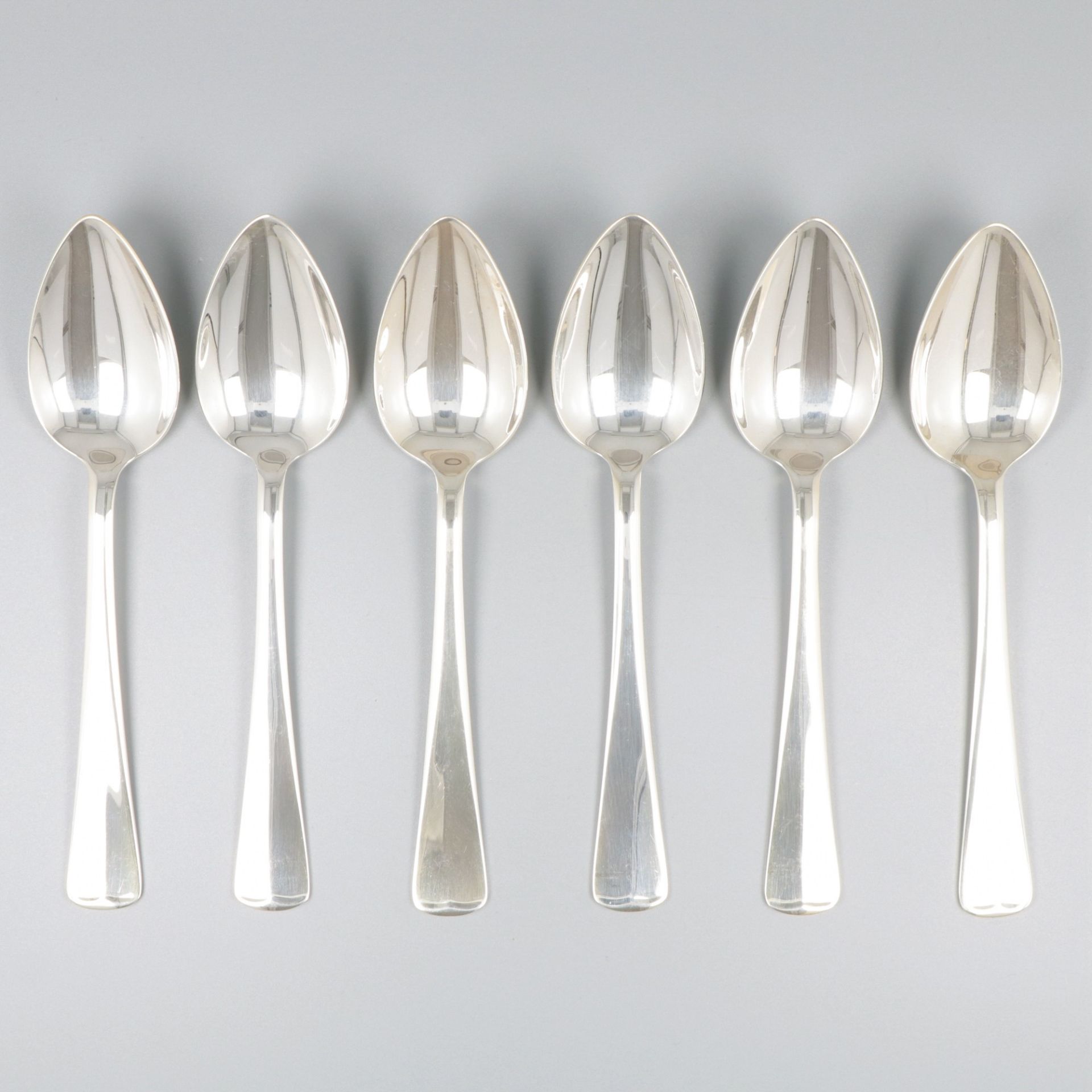 6-piece set of spoons ''Haags Lofje'' silver.