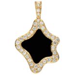18K. Yellow gold English pendant set with approx. 0.88 ct. diamond.