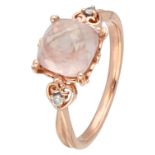 Diamond Point 14K. rose gold ring set with rose quartz and diamond.