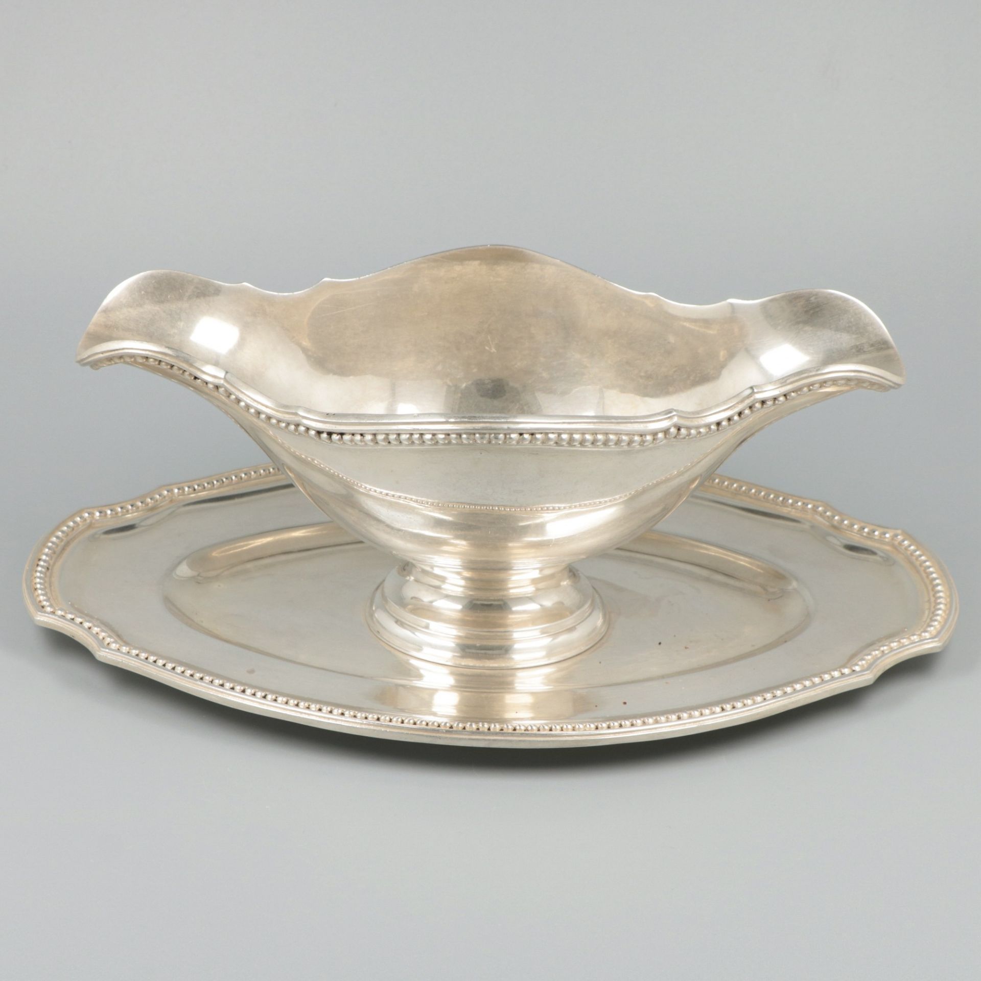 Saucière / sauce boat silver.