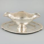 Saucière / sauce boat silver.