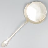 Fried egg scoop silver.